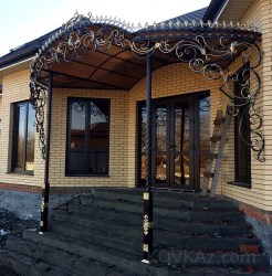Козырек024