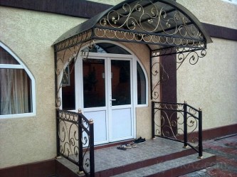 Козырек030